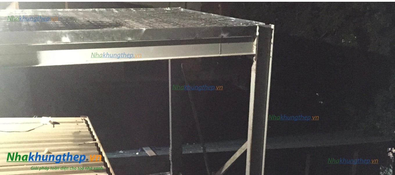 KHUNG NHÀ THÉP TIỀN CHẾ LẠC TRUNG