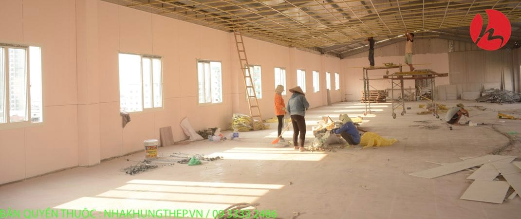 Sử dụng làm vách ngăn trong và ngoài nhà 03