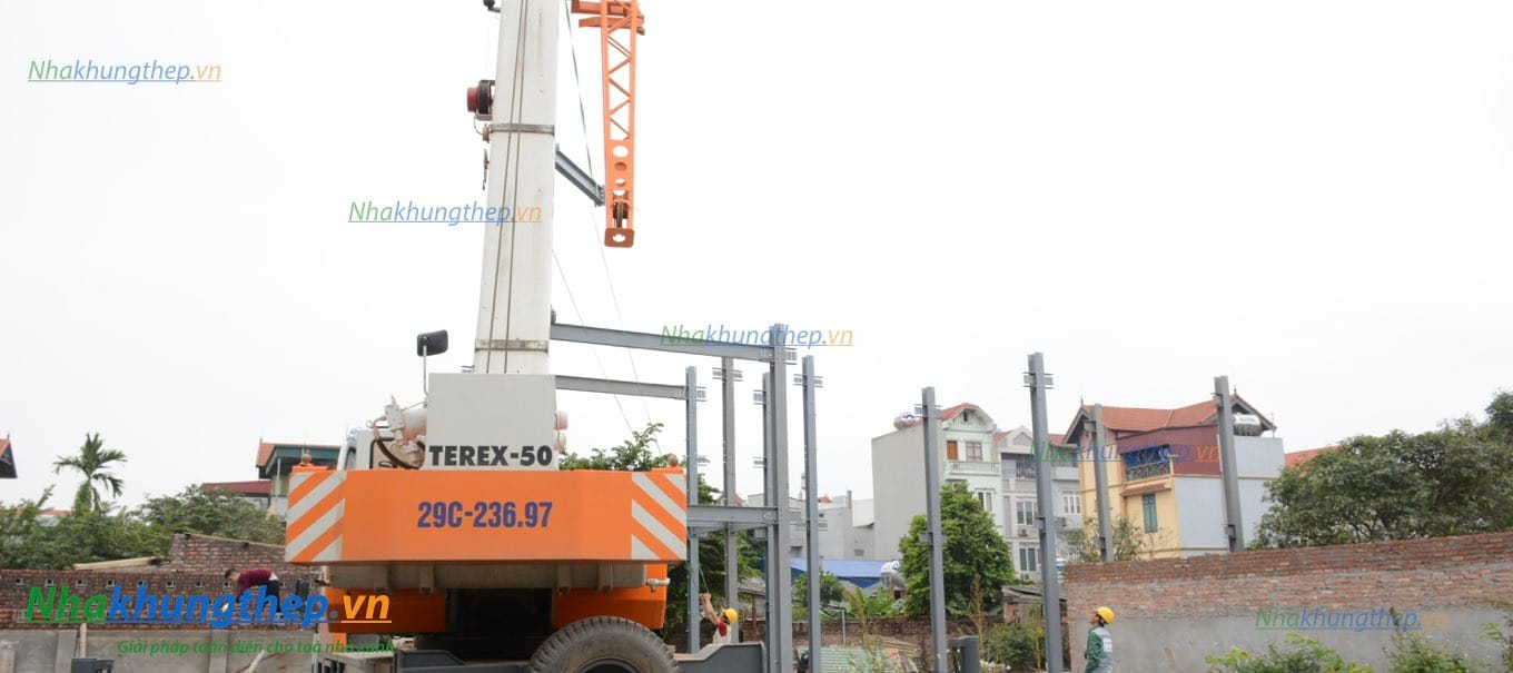 Thi công nhà khung thép Long Biên