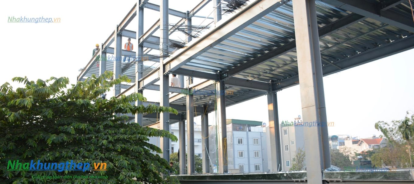 Nhà khung thép Long Biên 02