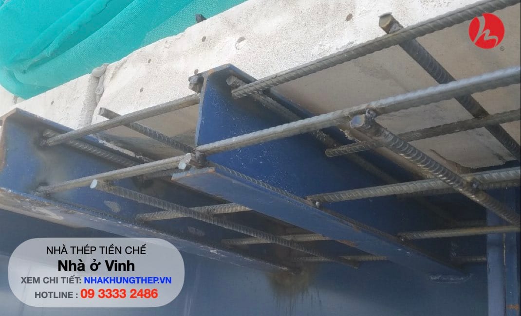 Thi công phào nhà thép tiền chế kết hợp tấm bê tông khí chưng áp