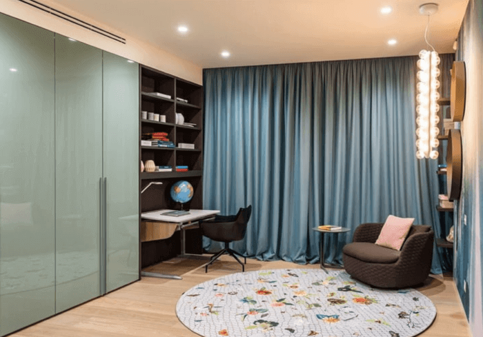 Sử dụng rèm cửa ​trang trí